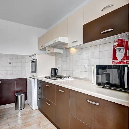 Lina Apartment Pula Exterior photo